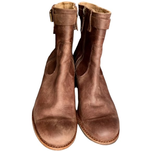 Trask Madison Distressed Leather Ankle Bootie Lug Sole 2.5" heel - Brown - 9 - Picture 4 of 12